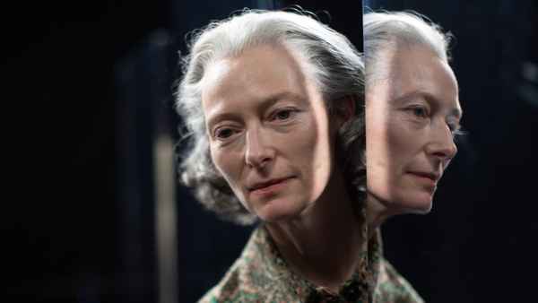 The Souvenir: Part II Poster 7