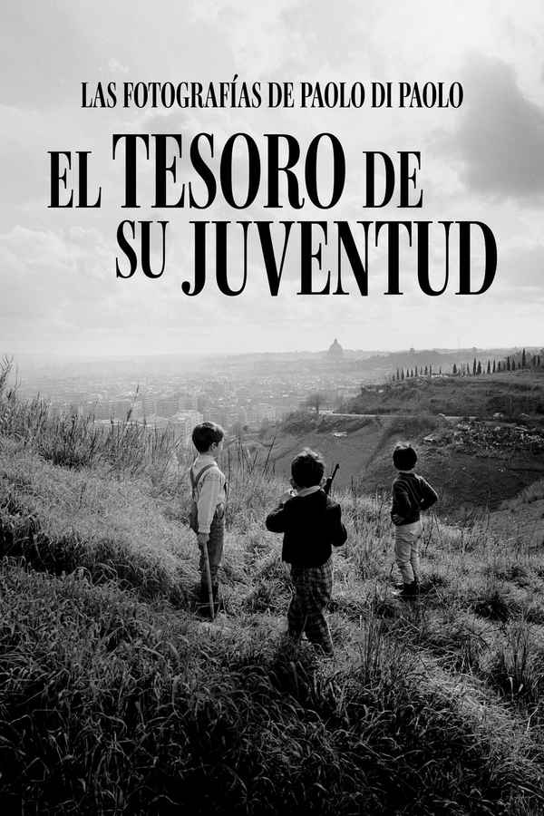 The Treasure of His Youth: The Photographs of Paolo Di Paolo Poster 4