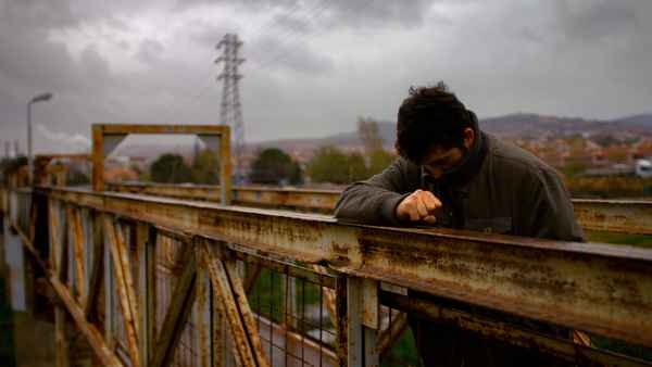 The Wild Pear Tree Poster 6