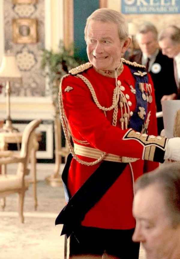 The Windsors Poster 6