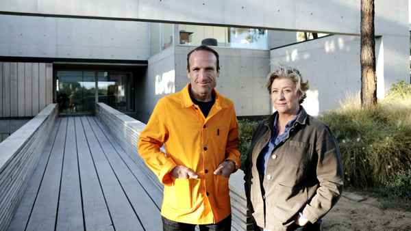 The World's Most Extraordinary Homes Poster 2