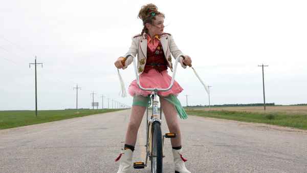 The Year Dolly Parton Was My Mom Poster 5