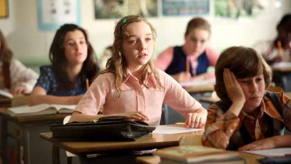 The Year Dolly Parton Was My Mom Poster 7