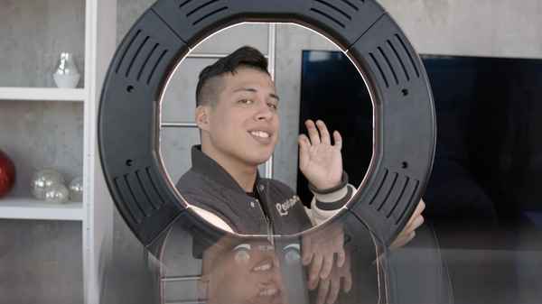 TikTok, Boom. Poster 1