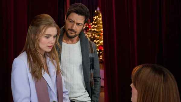 Time for Him to Come Home for Christmas Poster 5