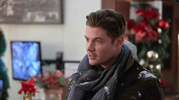 Time for Me to Come Home for Christmas Poster 2