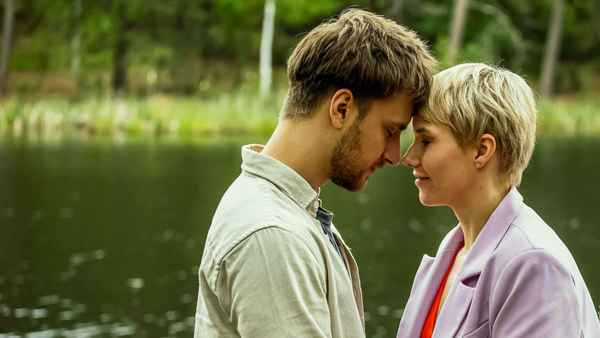 Tonight You're Sleeping with Me Poster 1