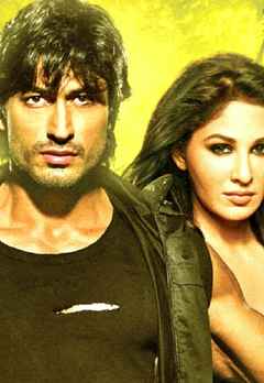 Watch Commando A One Man Army Full Movie Online Release Date Trailer Cast And Songs Action Film