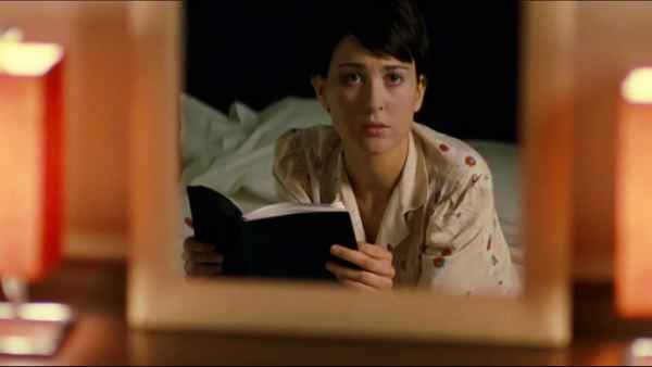 Trap for Cinderella Poster 4