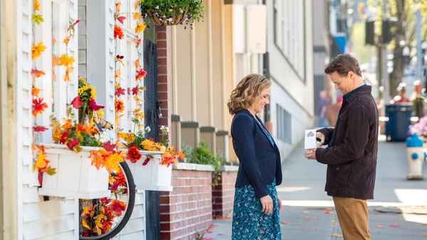 Truly, Madly, Sweetly Poster 3