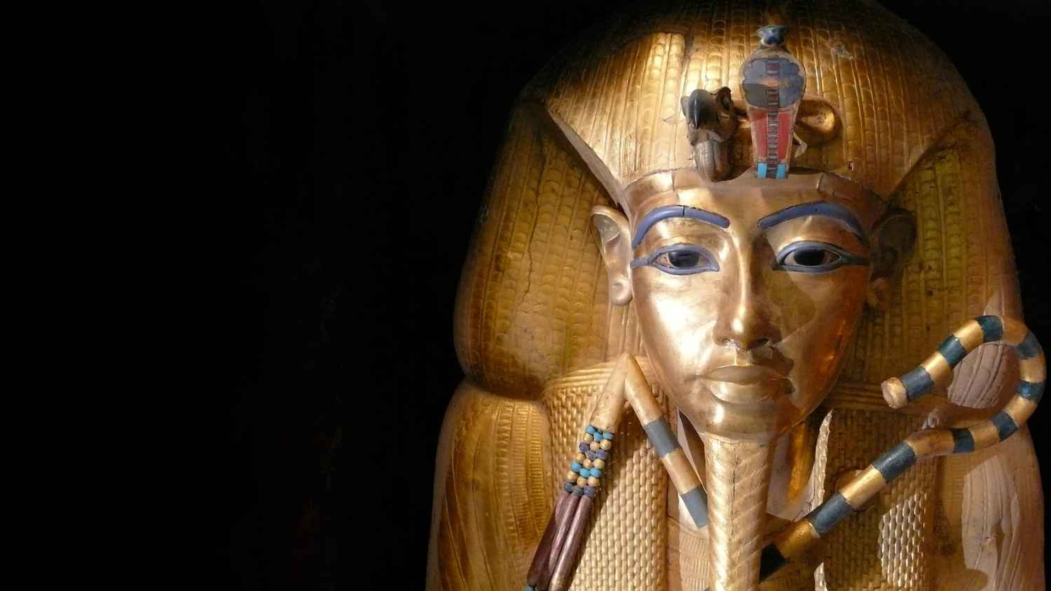 Tut's Treasures: Hidden Secrets