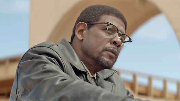 Two Men in Town Poster 5