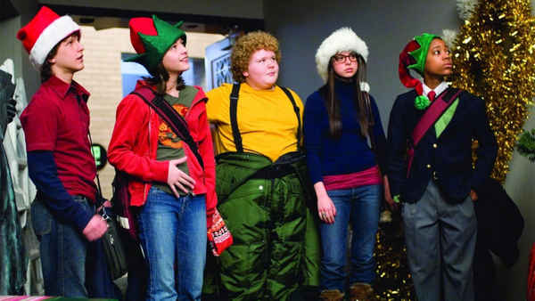 Unaccompanied Minors Poster 4