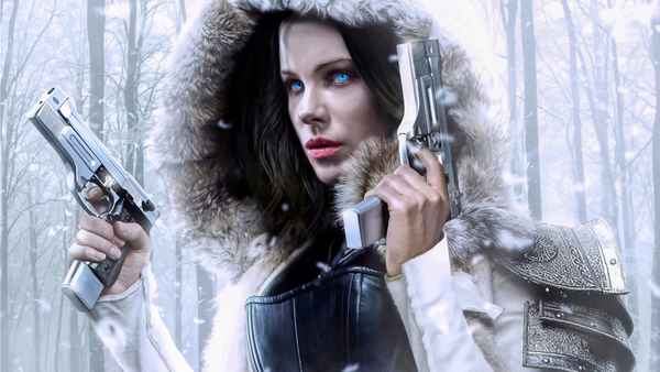 Underworld: Blood Wars Poster 1