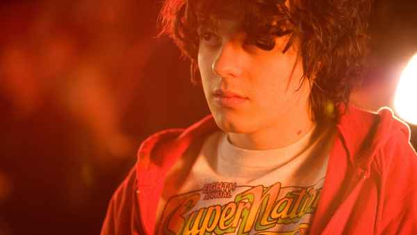 Unmade Beds Poster 1