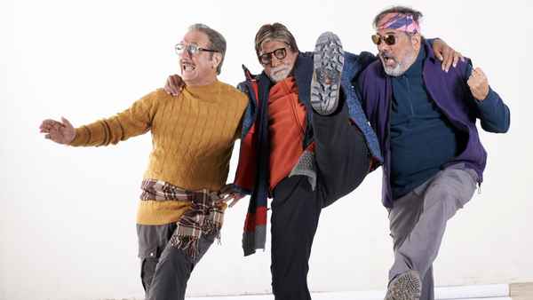 Uunchai (ऊंचाई) Poster 4