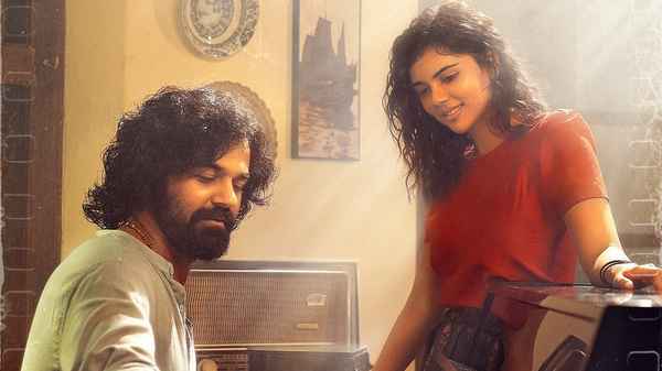 Varshangalkku Shesham (വര്ഷങ്ങള്ക്കു ശേഷം) Poster 2