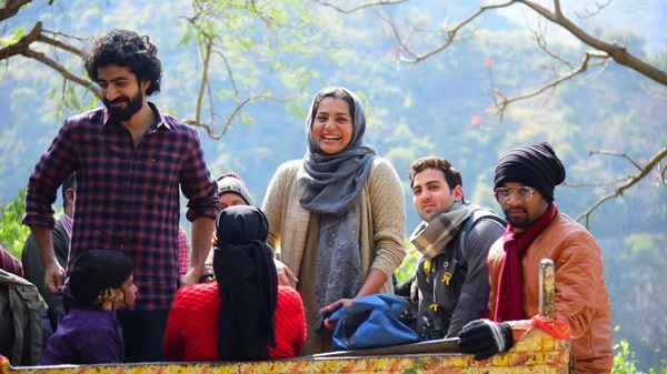 Varthamanam Poster 1