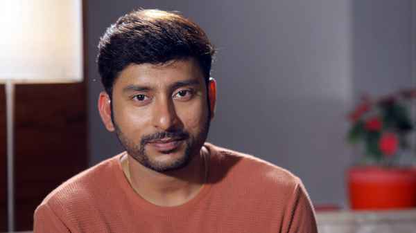 Veetla Vishesham Poster 2