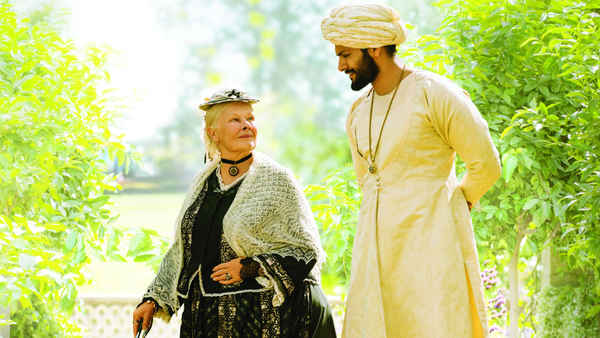Victoria & Abdul Poster 1