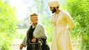 Victoria & Abdul Poster 2