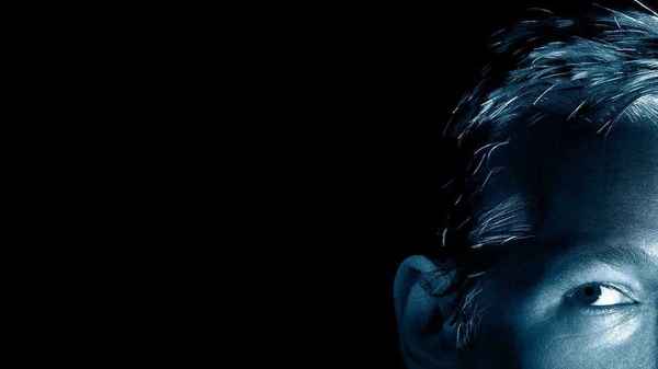 We Steal Secrets: The Story of WikiLeaks Poster 7