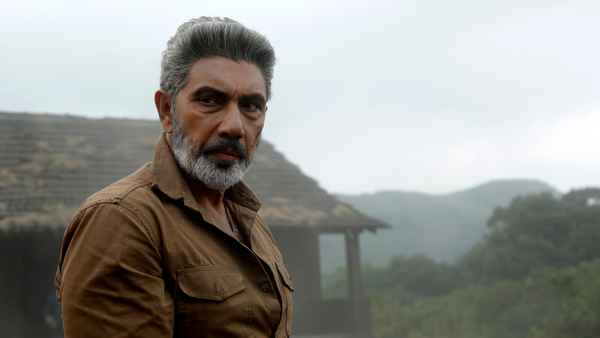 Weapon (வெப்போன்) Poster 1