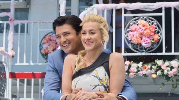 Wedding at Graceland Poster 1