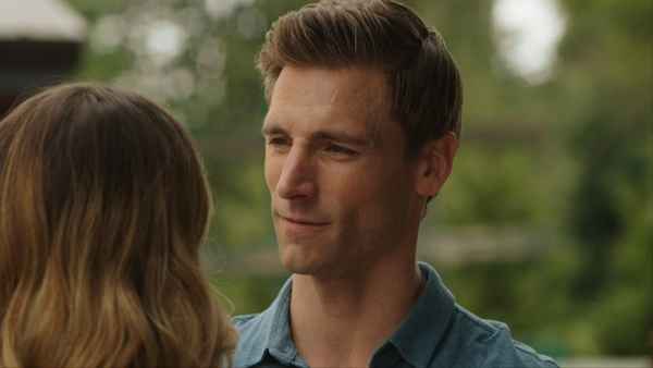 Wedding March 4: Something Old, Something New Poster 2