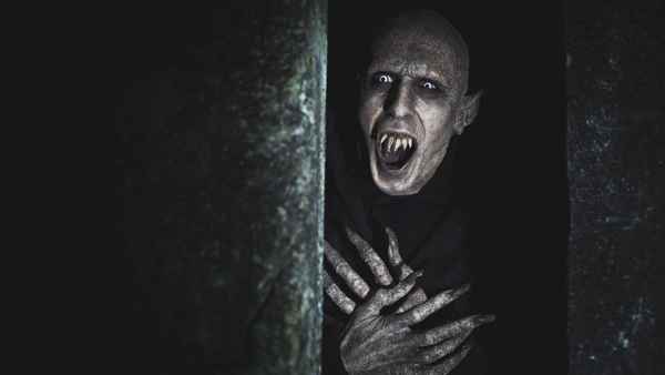 What We Do in the Shadows Poster 3