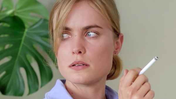 When Strangers Appear Poster 6