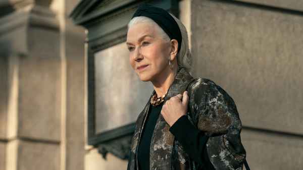 White Bird: A Wonder Story Poster 1