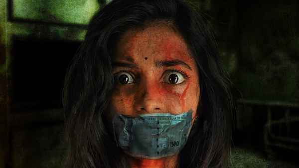 White Rose (வைட் ரோஸ்) Poster 2