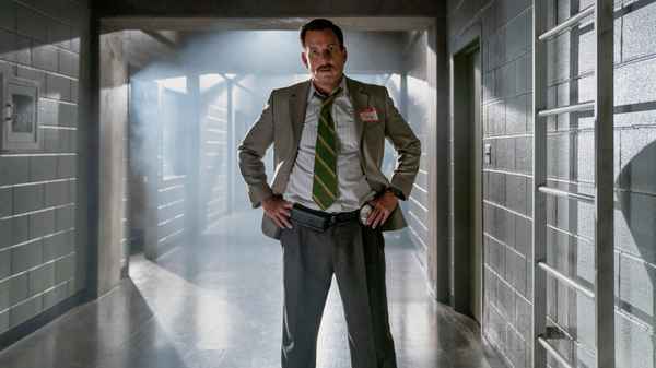 Who Killed Santa? A Murderville Murder Mystery Poster 2