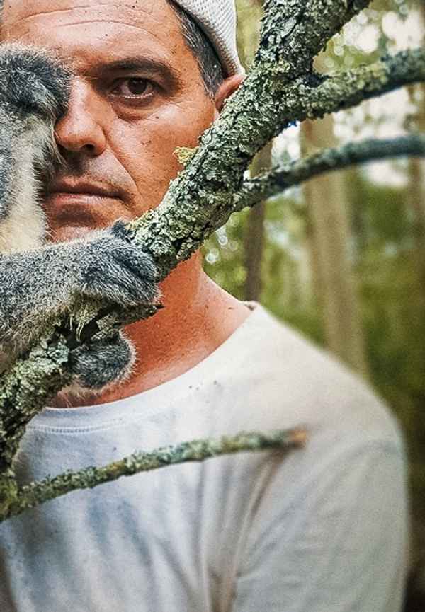 Wild Frank In Australia Poster 6