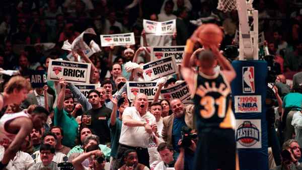 Winning Time: Reggie Miller vs. The New York Knicks Poster 3