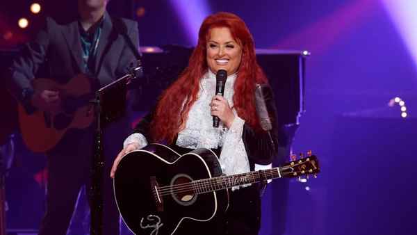Wynonna Judd: Between Hell and Hallelujah Poster 1