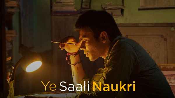 Ye Saali Naukri Poster 3