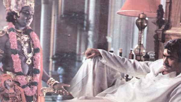 Yehi Hai Zindagi Poster 7