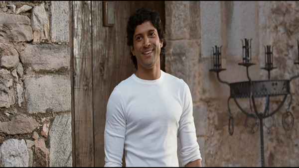 Zindagi Na Milegi Dobara (ज़िन्दगी ना मिलेगी दोबारा) Poster 3