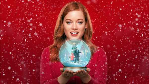 Zoey's Extraordinary Christmas Poster 4