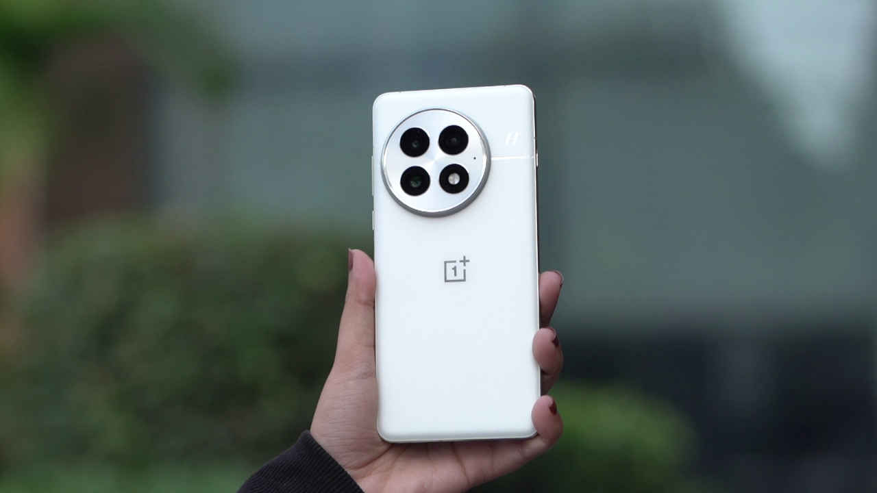 OnePlus 13 3 2