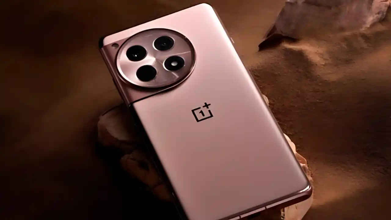 OnePlus 13R vs OnePlus 12R: दोनों फोन्स के बीच होंगे ये 5 अपग्रेड, ध्यान से एक एक देख लें