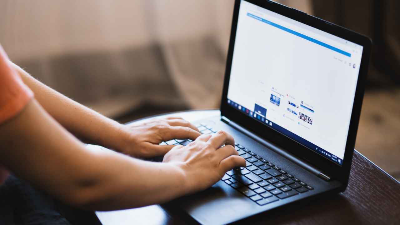 15 अगस्त से पहले आई बड़ी चेतावनी, लैपटॉप-कंप्यूटर चलाने वाले हो जाएं सावधान! फौरन करें ये काम