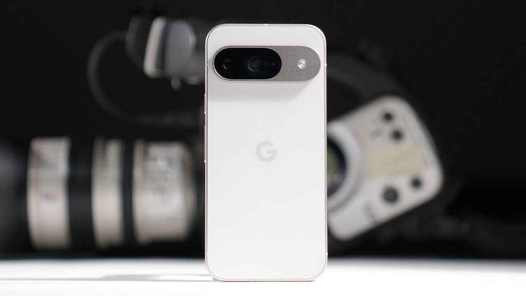 Google Pixel 9 rear panel