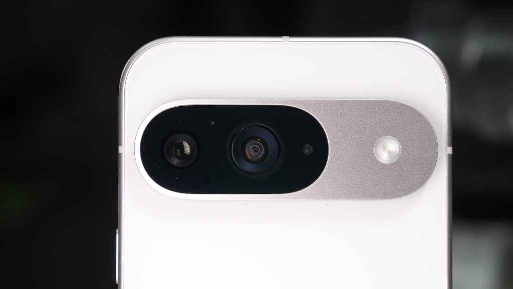 Google Pixel 9 revamped camera deco