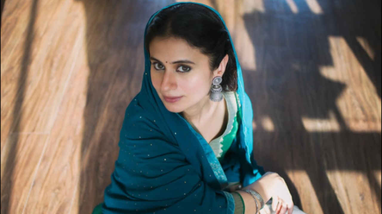 Delhi Crime ही नहीं, इन 7 फिल्मों में भी अपना जलवा बिखेर चुकी हैं Mirzapur वाली बीना त्रिपाठी, टॉप पर है सबकी रेटिंग