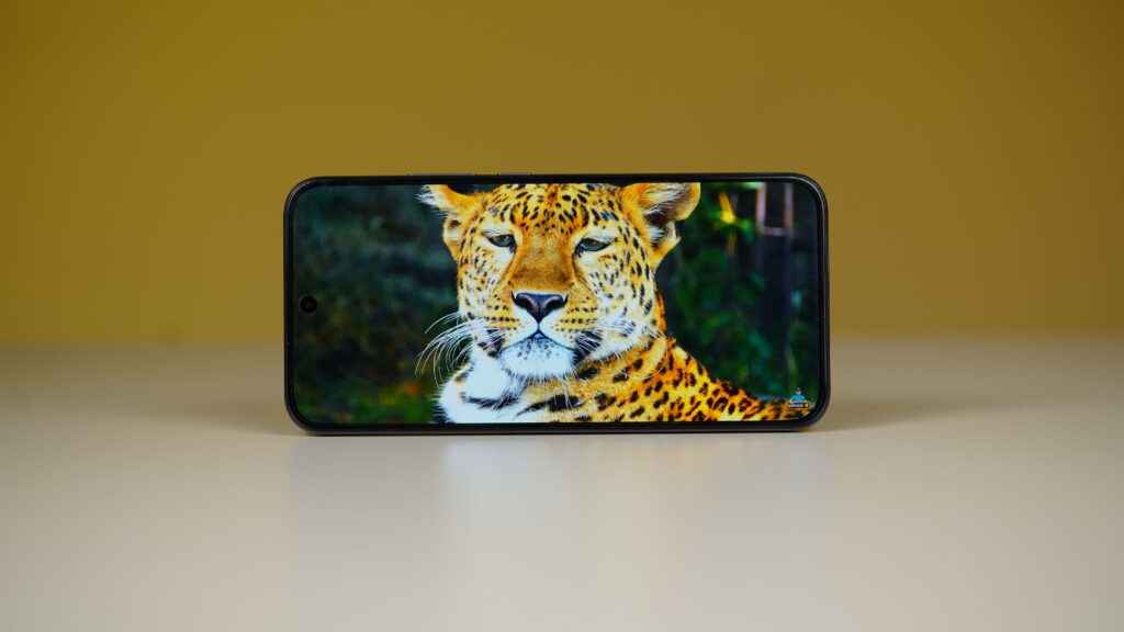 Realme 16 5G display