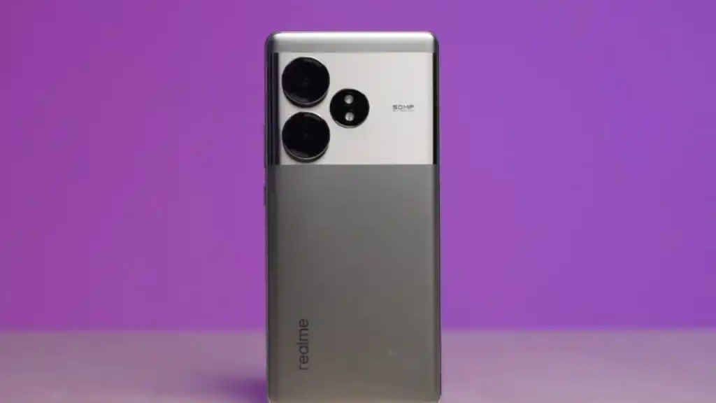 Valentines Day Offer 2025 realme phones