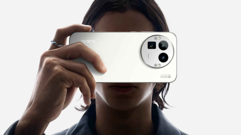 Realme GT 8 Pro with Snapdragon 8 Elite Gen 5 Ricoh Camera launched in India